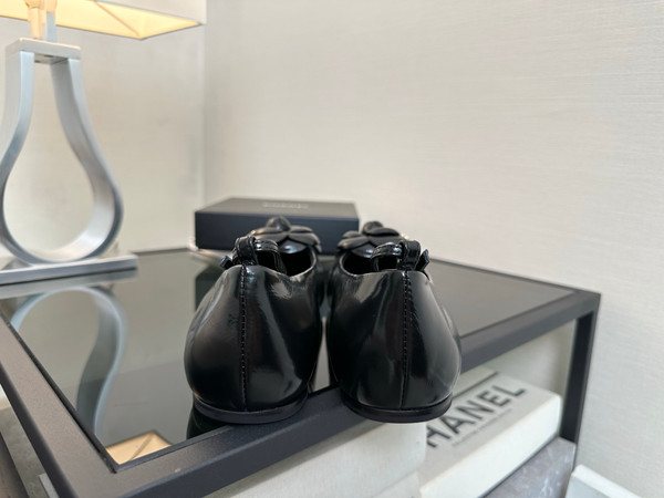 Chanel Mary Jane Ballet Flats Women Patent Calfskin 2024/25 Métiers D'art Collection, Black