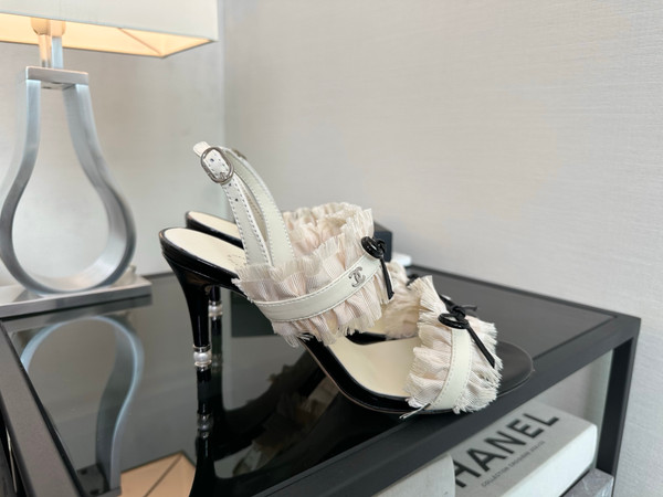 Chanel Kitten Slingback Heel Womens, Calfskin Fall-Winter 2025-2026 Pre-Collection, White & Black