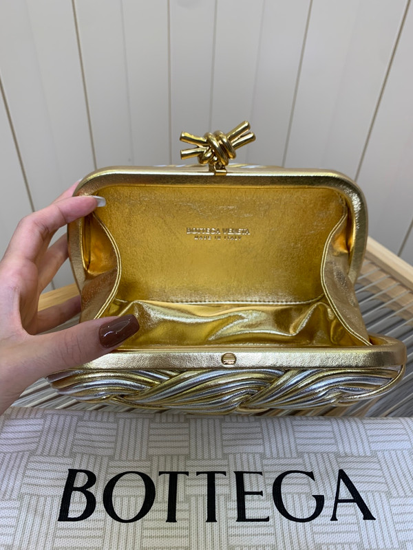 Bottega Veneta Women’s Knot Clutch Bag Two-Tone Intrecciato Metallic Leather Gold