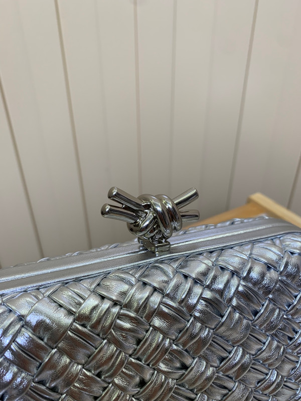 Bottega Veneta Women’s Knot Clutch Bag Intrecciato Metallic Leather Silver