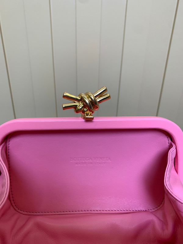 Bottega Veneta Women’s Knot Clutch Bag Intrecciato Metallic Leather Bubblegum Pink