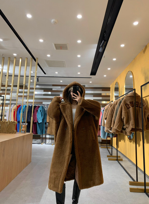 Max Mara Women's Hooded Teddy Bear Winter Coat 10th Anniversary Tobacco