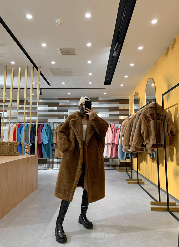 Max Mara Women's Hooded Teddy Bear Winter Coat 10th Anniversary Tobacco