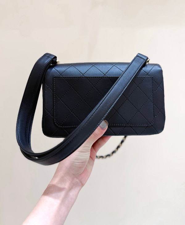 Chanel Messenger Bag 23cm Lambskin Leather Spring Summer 2026 Bag Collection Act 1 AS5906, Black