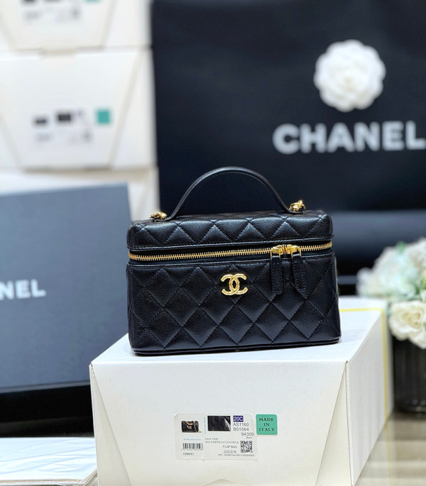 Chanel Slim Vanity Case Bag 23cm Caviar Leather Spring Summer 2026 Bag Collection Act 1 AS5090, Black