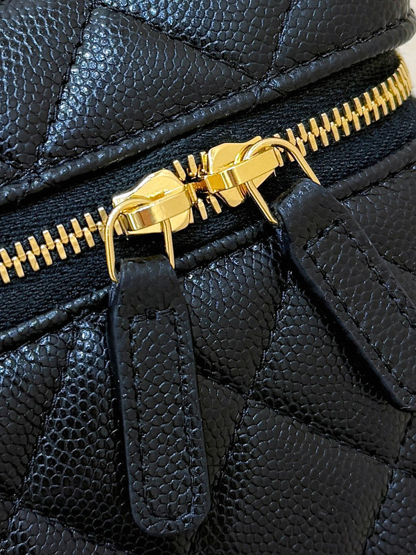 Chanel Slim Vanity Case Bag 23cm Caviar Leather Spring Summer 2026 Bag Collection Act 1 AS5090, Black