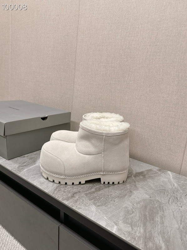 Balenciaga Alaska Split Calfskin Faux-Fur Bootie, White