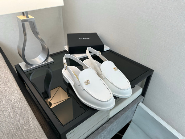 Chanel Slingback Mocassin Loafer Flats Women Calfskin 2024/2025 Métiers D'art Collection, White
