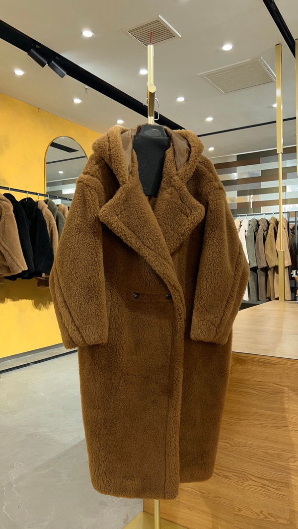 Max Mara Women's Hooded Teddy Bear Winter Coat 10th Anniversary Tobacco