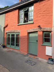 Case Study: Renovating a Coastal Stone Cottage with Beeck Mineral Paints