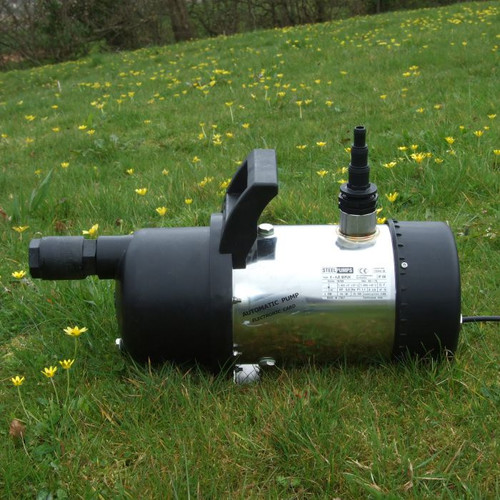 Portable Garden Pump with Handle and Multi-hosetail reducer. Non Return Valve is fitted to the inlet.