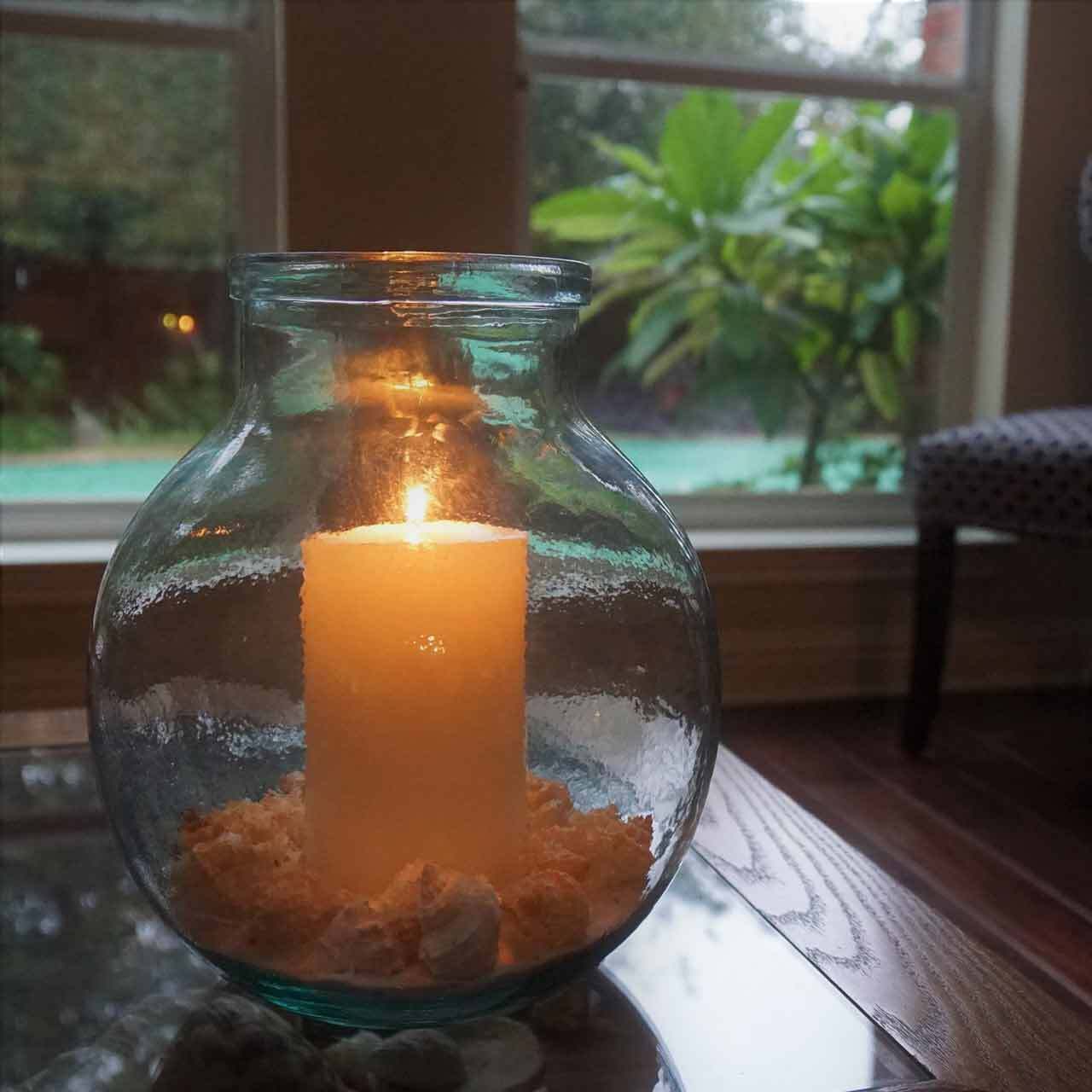 5 Liter Sphere Jar with Candle and Seashells on Coffee Table