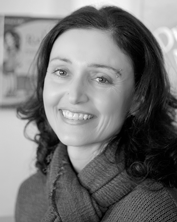 Meet the Author—Deborah Kelly