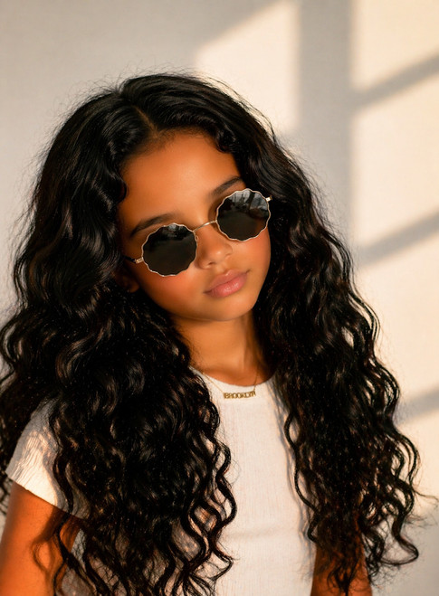 Elevate your mini’s style with our Scallop Sunglasses.