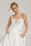 Nox Anabel JE1075 V-Crossover Sweetheart Neckline Gown