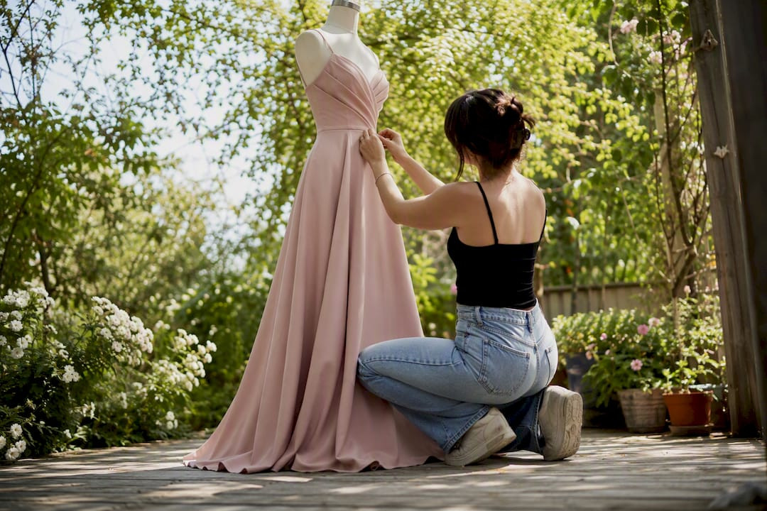 Petite Formal Evening Dresses: Silhouettes That Actually Fit
