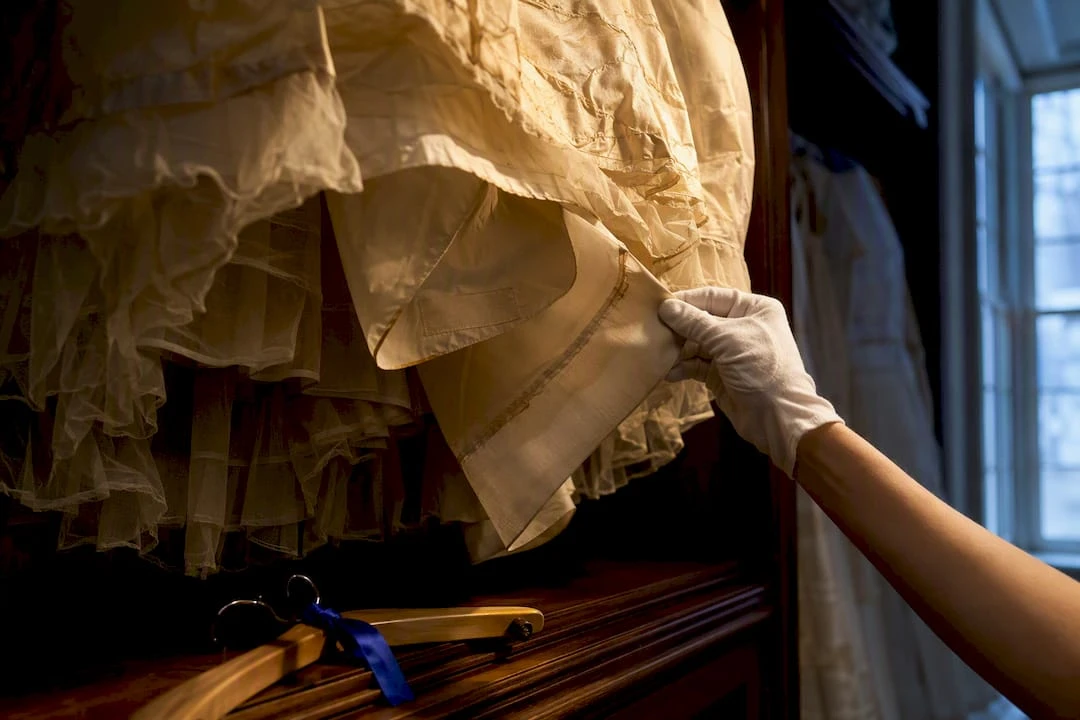 4 Checks to Spot Authentic Vintage Ball Gowns Before You Buy
