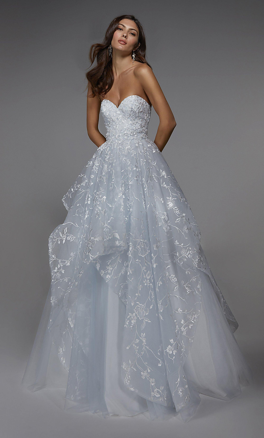 knee length dresses for ladies White Mermaid Long Train Lace Up Back Strapless Wedding Gown