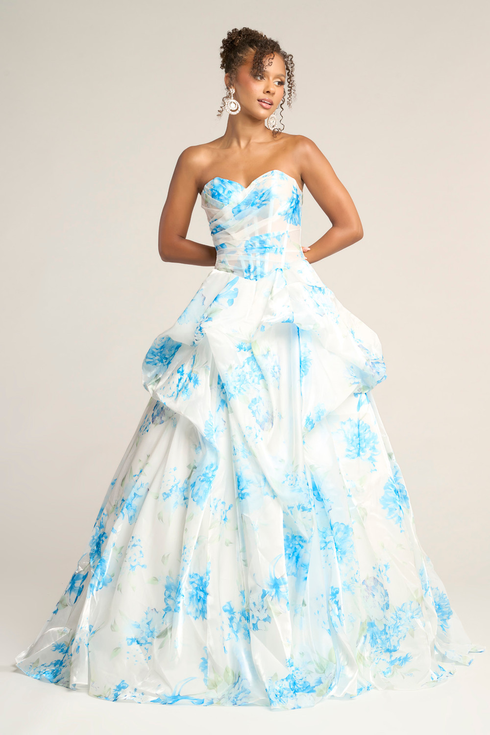PS26083 12 / White/Soft Blue