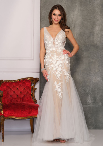 Dave and Johnny 10820 Sleeveless V-neck Slim-fit Bridal Gown