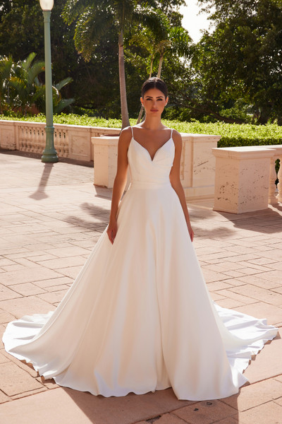Nox Anabel JE1015 Satin Semi-stretch V-neck Wedding Dress Nox Anabel JE1015 Satin Semi-stretch V-neck Wedding Dress