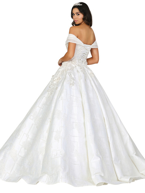 Dancing Queen 0153 Sweetheart Neck Off-Shoulder Bridal Gown