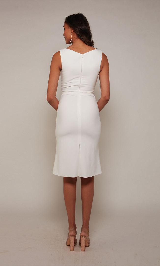 Alyce Paris 70037 Georgette V-neck Straight Short Dress