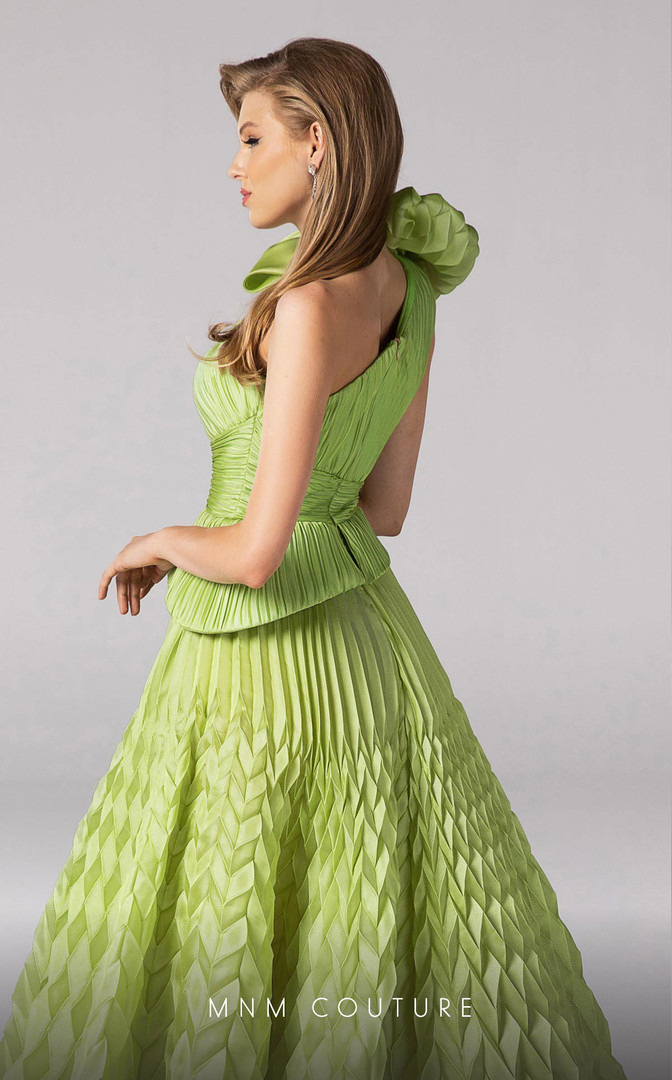 MNM Couture 2799 Ayesmatrick Neck Keyhole Fitted Dress