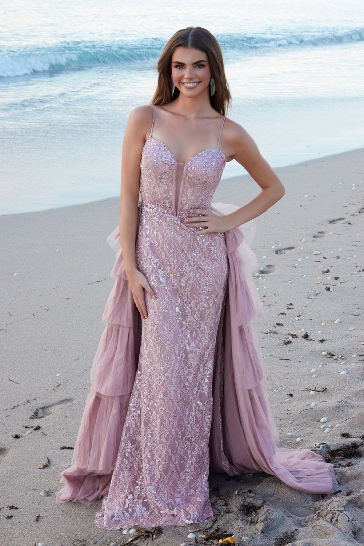 Nox Anabel Y1544 Sequin Embellished Sweetheart Neck Dress