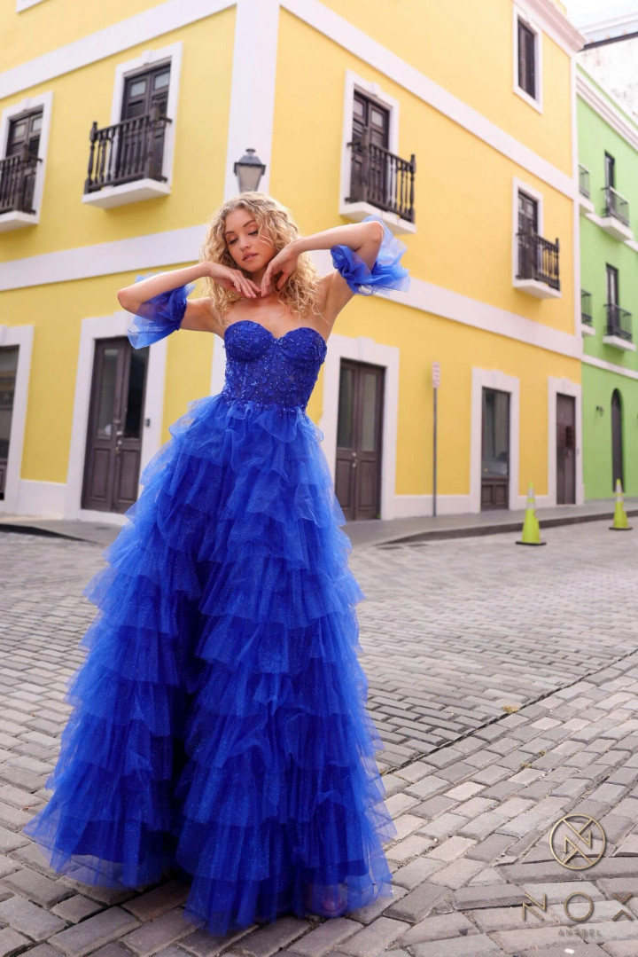 Nox Anabel T1338 Layered Ruffle Sweetheart Strapless Dress