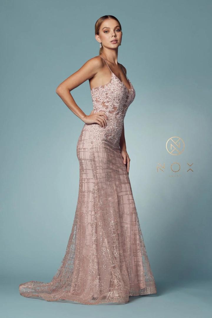 Nox Anabel R282-1 Glitter V-neck Sleeveless Trumpet Dress