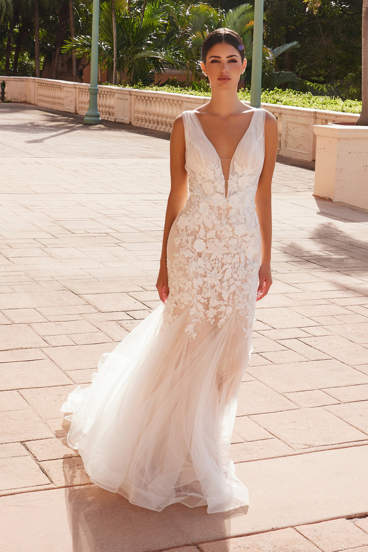 Nox Anabel JE917 Plunged V-Neckline Sleeveless Wedding Dress