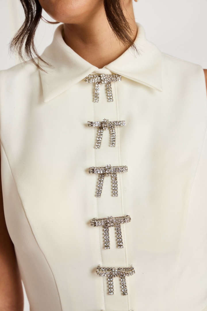 Jovani 47233 Crepe Pointed Collar Sleeveless Pantsuit