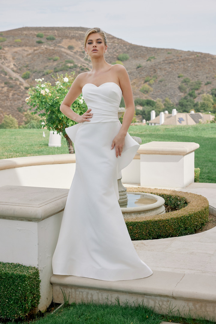 Nox Anabel JW1044 Stretch Satin Strapless Sweetheart Gown