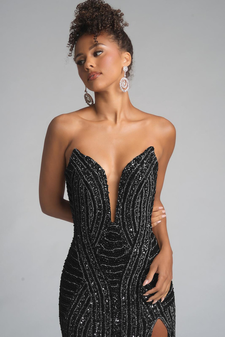 Portia and Scarlett PS25464C Beaded V-Neck Strapless Dress