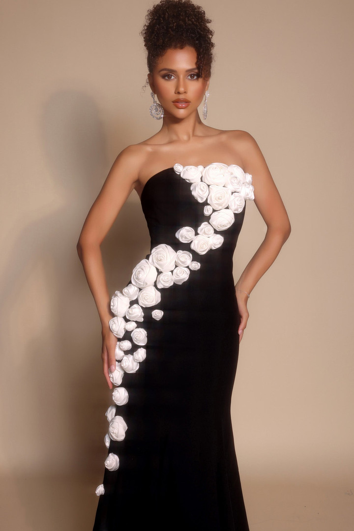 Portia and Scarlett PS26305E Crepe Strapless Fitted Dress