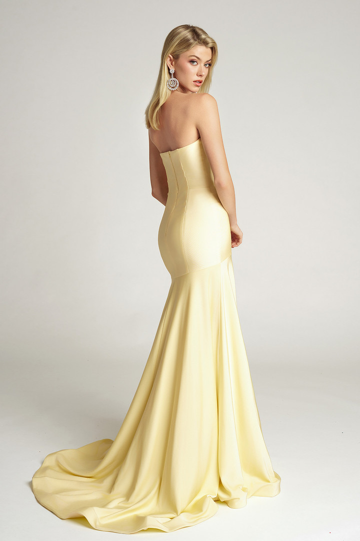Portia and Scarlett PS26101 Straight Neck Strapless Dress