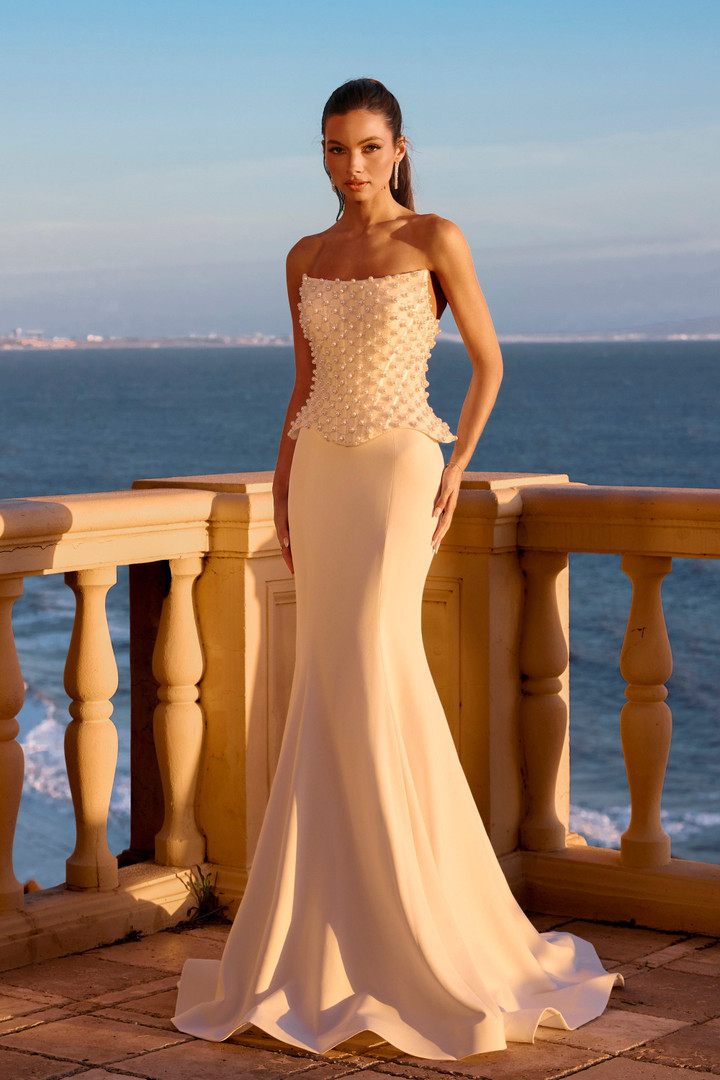 Portia and Scarlett PS26907E Scoop Neck Strapless Dress