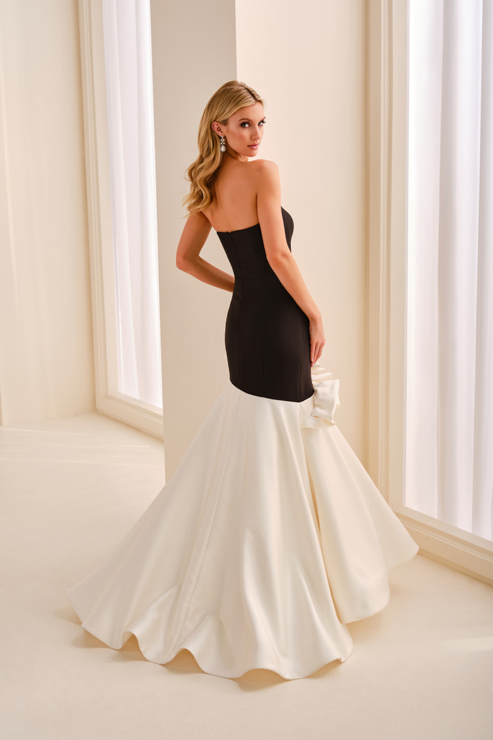 Ivonne D ID2209 Pique Sweetheart Neck Ruffle Strapless Dress