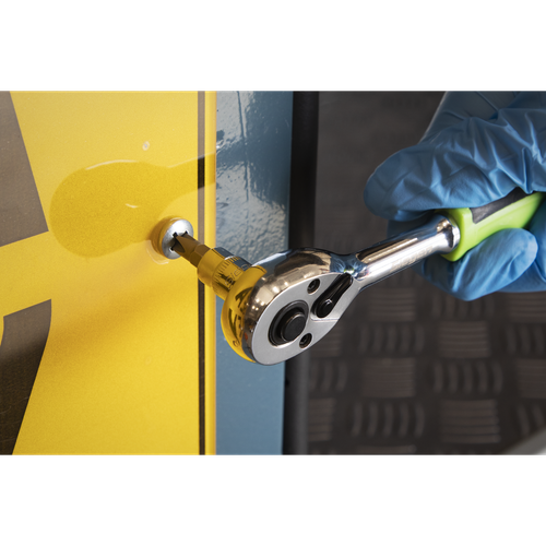 Siegen Pear-Head Ratchet Wrench with Flip Reverse 1/4"Sq Drive