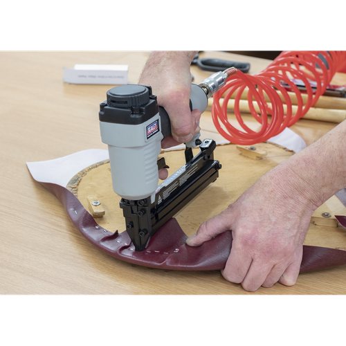 Air Staple Gun 13-32mm Capacity