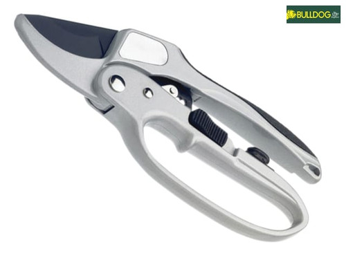 Bulldog - BD31303 Premier Ratchet Pruning Shear