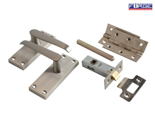 Forge - Victorian Straight Door Pack Brass Finish