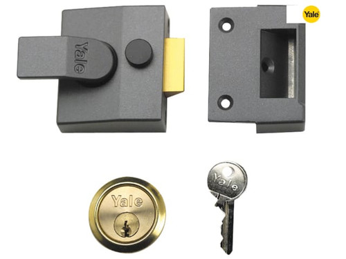 Yale Locks - 85 Deadlocking Nightlatch 40mm Backset DMG Finish Box