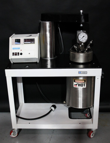 Parr 4552  2 Gallon Mobile Stand Reactor with temperature control