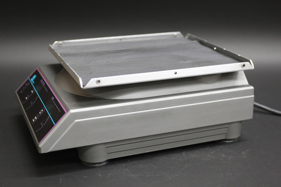 Lab Line Titer Table Model 4626