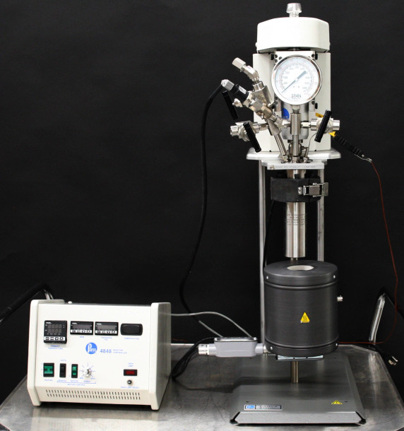 Parr 4598 100 mL HASTC Micro Reactor with 4848 controller and heater