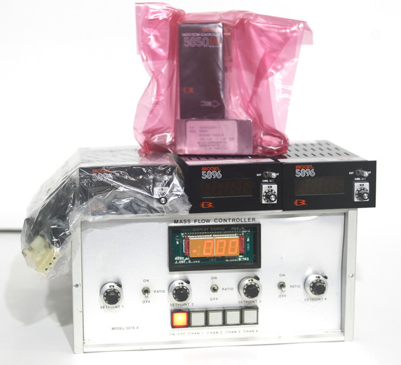 Brooks 5850EM Mass Flow Controller and multiple 5896 Readouts Set Point Controllers