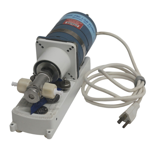 FMI RP-SY valveless metering pump with R405 stainless steel pump head for laboratory chemical dosing
