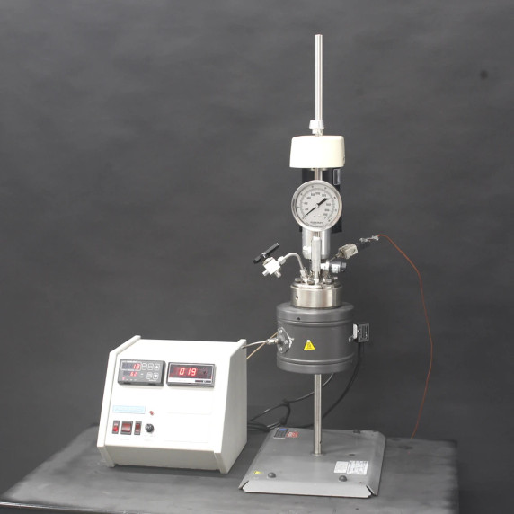 Parr Instruments 4561 300 ML Stainless Steel High Pressure Chemical Reactor with 4842 Controller
